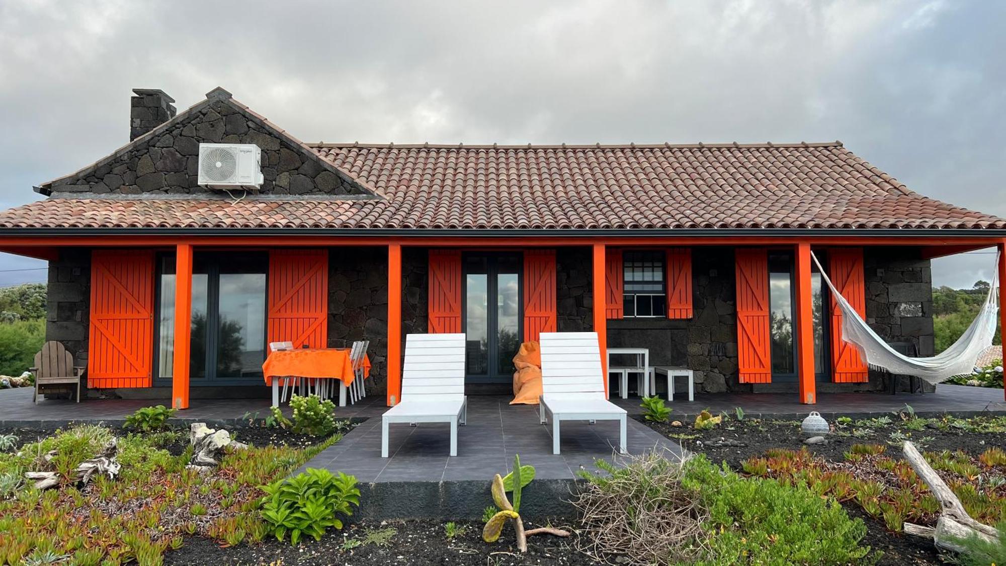 Вилла Casa Baleia Laranja Ocean-Front Мадалена Экстерьер фото